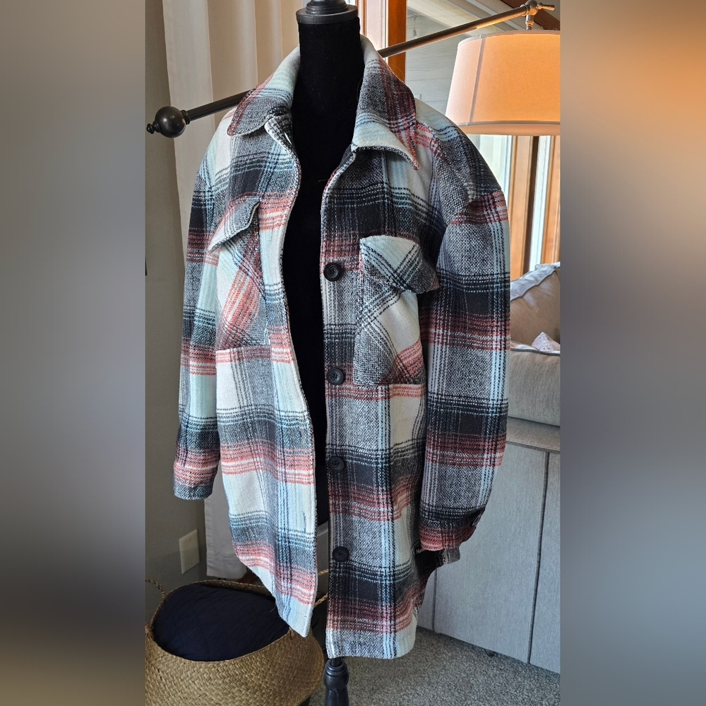 Hurley Flannel coat  - Shacket - Women's Size Medium - Picture 2 of 8